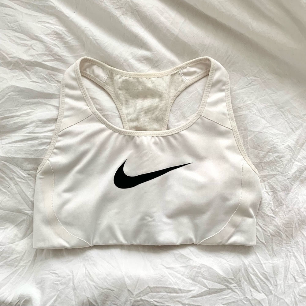 White XS Nike Sports Bra